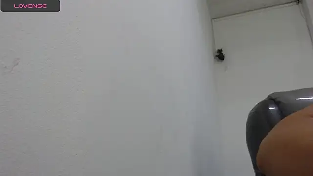 Snapshot of sexy_lady_0 chatting on 02.19.25 sexy lady 0 online show from 02.19.25