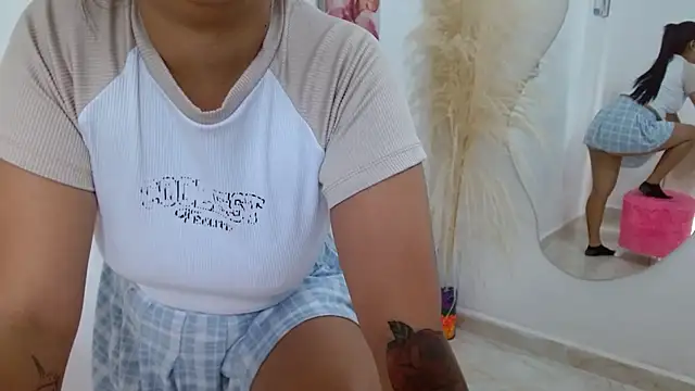 Mary Pompis online show from 12.23.24