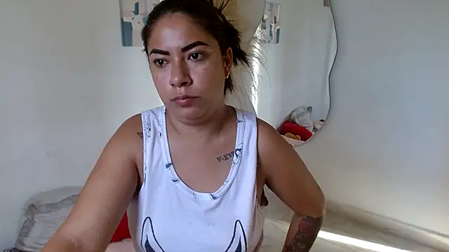 Mary Pompis online show from 01.28.25
