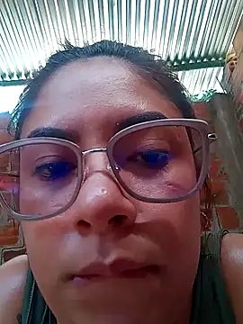 Mary Pompis online show from 02.01.25