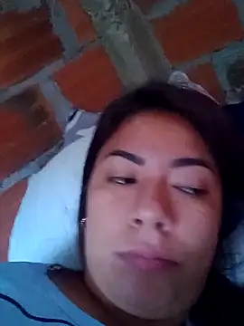 Mary Pompis online show from 02.12.25