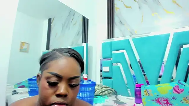 mia alvares online show from 01.17.25