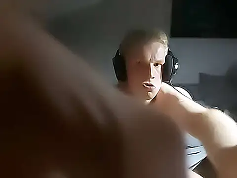 Holidayysouth online show from 10.08.25