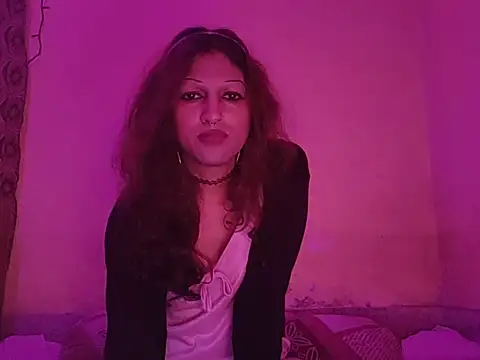 Snapshot of MmmMonikaBabie chatting on 01.15.25 MmmMonikaBabie online show from 01.15.25