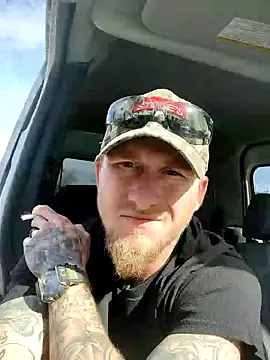 Snapshot of jtw14 chatting on 01.29.25 jtw14 online show from 01.29.25