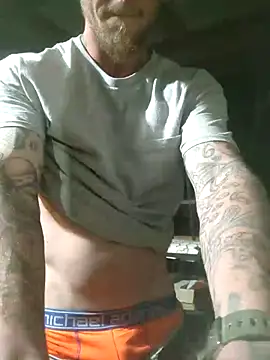 Snapshot of jtw14 chatting on 02.02.25 jtw14 online show from 02.02.25