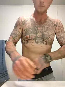 Snapshot of jtw14 chatting on 02.10.25 jtw14 online show from 02.10.25