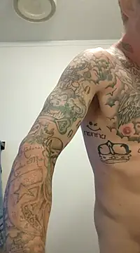 Snapshot of jtw14 chatting on 02.12.25 jtw14 online show from 02.12.25