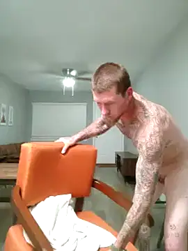 Snapshot of jtw14 chatting on 03.13.25 jtw14 online show from 03.13.25