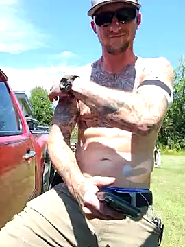 Snapshot of jtw14 chatting on 09.12.25 jtw14 online show from 09.12.25