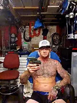 Snapshot of jtw14 chatting on 10.02.25 jtw14 online show from 10.02.25