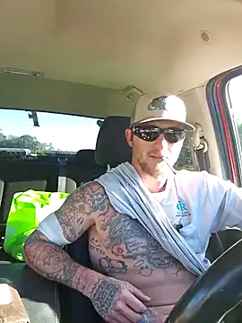 Snapshot of jtw14 chatting on 10.20.25 jtw14 online show from 10.20.25