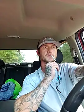 Snapshot of jtw14 chatting on 10.29.25 jtw14 online show from 10.29.25