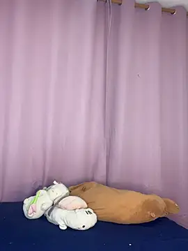 MiaGoth  online show from 04.16.26