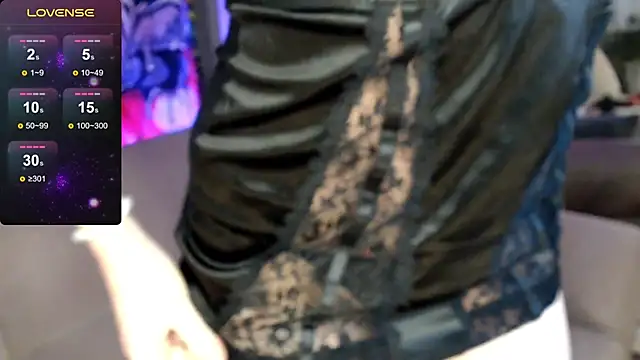 Carrie Moonshine online show from 09.25.25