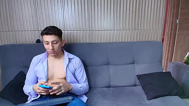 Maykol Victoriasr online show from 12.20.24