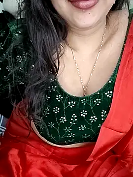 Snapshot of kaamuk_shweta chatting on 10.03.25 kaamuk shweta online show from 10.03.25