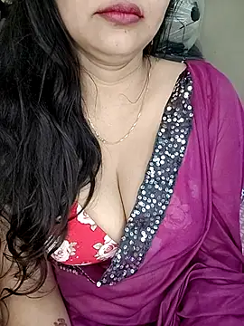 Snapshot of kaamuk_shweta chatting on 10.14.25 kaamuk shweta online show from 10.14.25