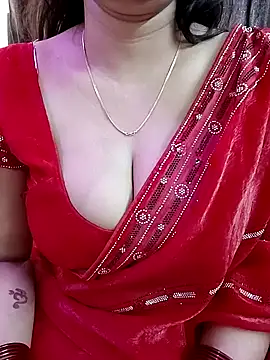 Snapshot of kaamuk_shweta chatting on 10.24.25 kaamuk shweta online show from 10.24.25