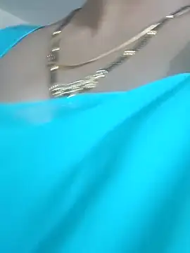 Snapshot of kaamuk_shweta chatting on 10.26.25 kaamuk shweta online show from 10.26.25