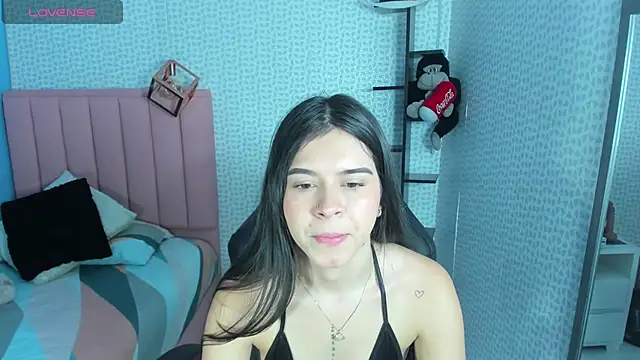 cassiehoward14 online show from 09.24.25