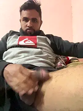 Snapshot of Sheik_z_o chatting on 10.20.25 Sheik z o online show from 10.20.25