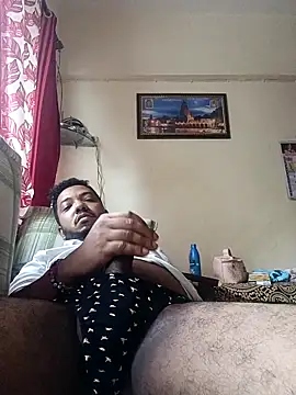 Snapshot of Mmm992170 chatting on 10.07.25 Mmm992170 online show from 10.07.25