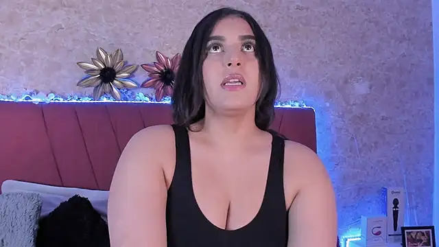 Snapshot of LorenaStevens chatting on 01.05.25 LorenaStevens online show from 01.05.25