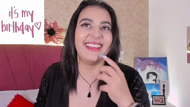 Snapshot of LorenaStevens chatting on 01.14.25 LorenaStevens online show from 01.14.25