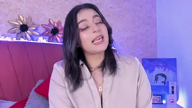 Snapshot of LorenaStevens chatting on 01.21.25 LorenaStevens online show from 01.21.25