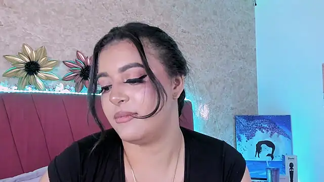 Snapshot of LorenaStevens chatting on 01.22.25 LorenaStevens online show from 01.22.25