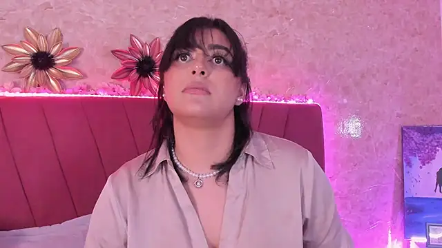 Snapshot of LorenaStevens chatting on 02.04.25 LorenaStevens online show from 02.04.25