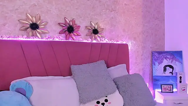 Snapshot of LorenaStevens chatting on 02.07.25 LorenaStevens online show from 02.07.25