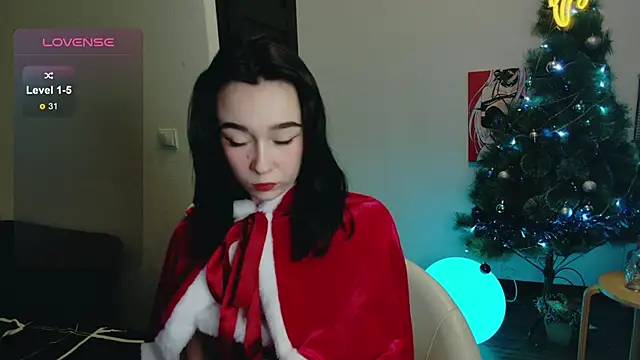 Snapshot of Kimiko__ chatting on 12.24.24 Kimiko online show from 12.24.24