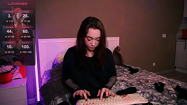 Snapshot of Kimiko__ chatting on 10.10.25 Kimiko online show from 10.10.25