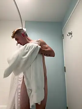 Snapshot of BigRichardNRG chatting on 12.14.24 BigRichardNRG online show from 12.14.24