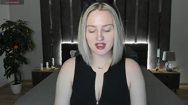  Sarah Soul  online show from 12.15.24
