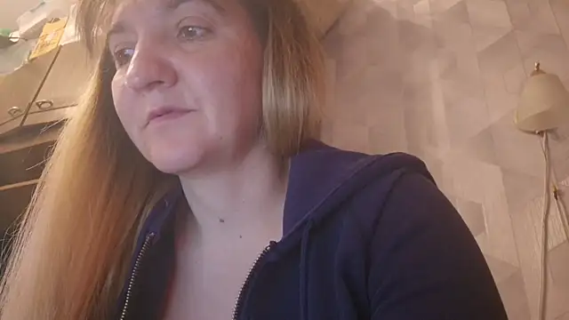 EstrellaWalters online show from 04.21.26