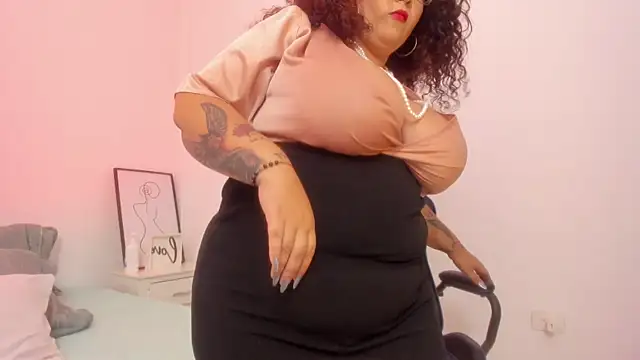 MaraaSweett online show from 10.21.25