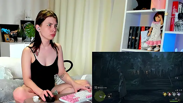 callmetori online show from 01.25.25