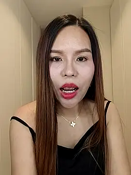 Snapshot of MySecrets01 chatting on 07.25.26 MySecrets01 online show from 07.25.26