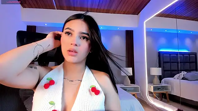 Tifanny Jhoson online show from 09.17.25
