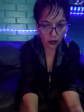 Snapshot of TRISH_MILF chatting on 12.08.24 TRISH MILF online show from 12.08.24