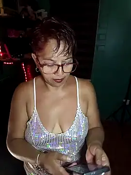 Snapshot of TRISH_MILF chatting on 01.01.25 TRISH MILF online show from 01.01.25