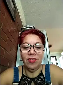 Snapshot of TRISH_MILF chatting on 01.04.25 TRISH MILF online show from 01.04.25