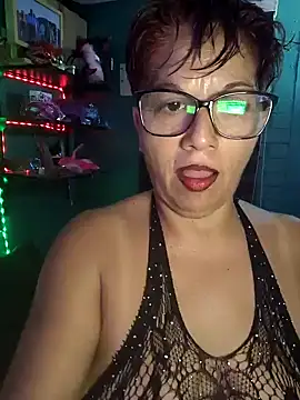 Snapshot of TRISH_MILF chatting on 01.07.25 TRISH MILF online show from 01.07.25