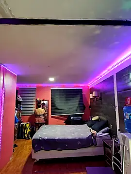 Snapshot of TRISH_MILF chatting on 01.21.25 TRISH MILF online show from 01.21.25