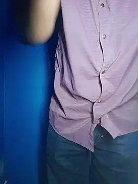 Snapshot of friendsloversex chatting on 10.16.25 friendsloversex online show from 10.16.25