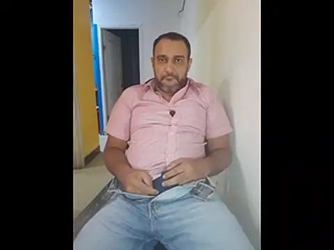 Snapshot of friendsloversex chatting on 10.23.25 friendsloversex online show from 10.23.25