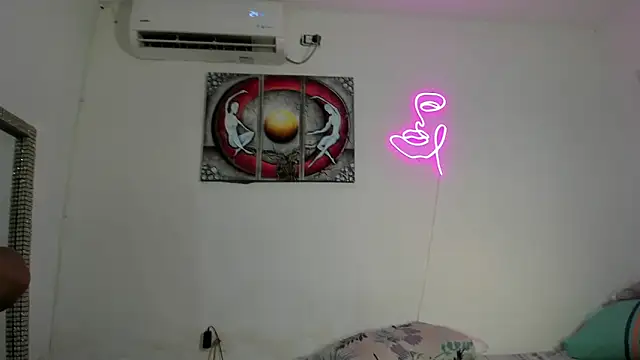 violet evanz online show from 12.28.24